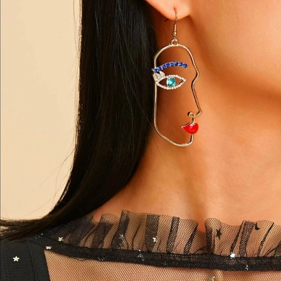 Gemstone Figure Shaped Drop Earrings - Picture 4 of 4